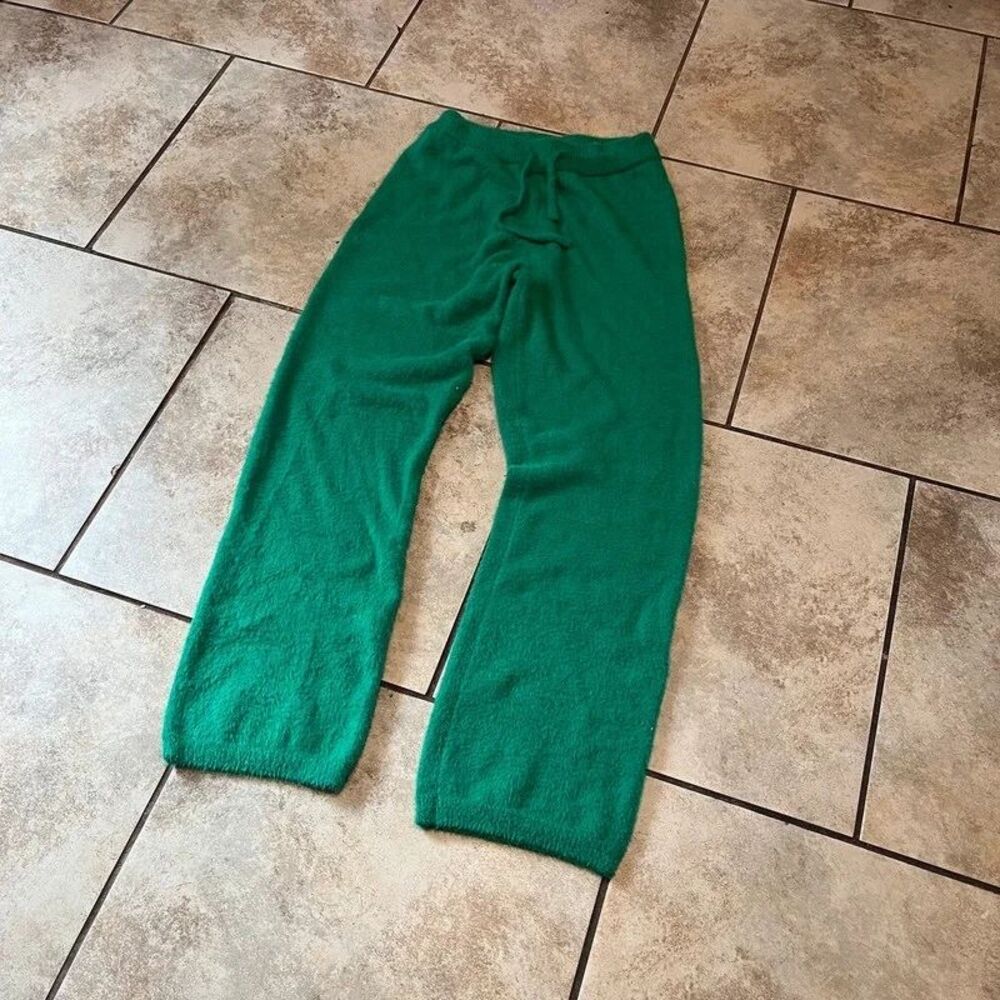 NWT boohooMAN Relaxed Fit Fluffy Knitted Joggers Green Size XS Streetwear